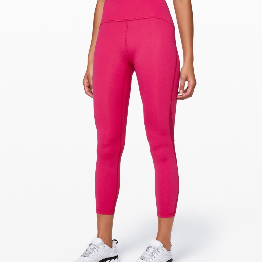 Lululemon Train Times 7/8 Size 8 - Pink